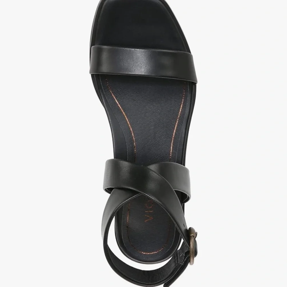 Vionic black strappy sandals - Picture 6 of 8